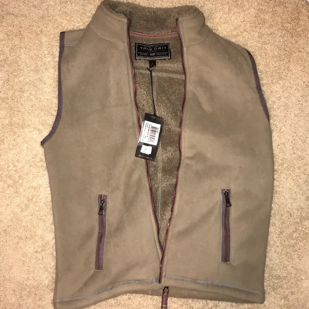 Men’s true grit vest